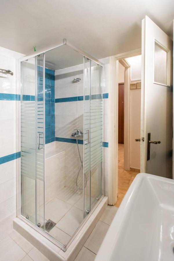 Blue Ark Gate To History Apartment Athens Ngoại thất bức ảnh